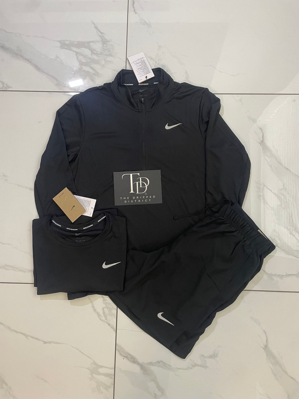 Nike 1/4 Zip, Miler T-Shirt & 7inch Shorts Black