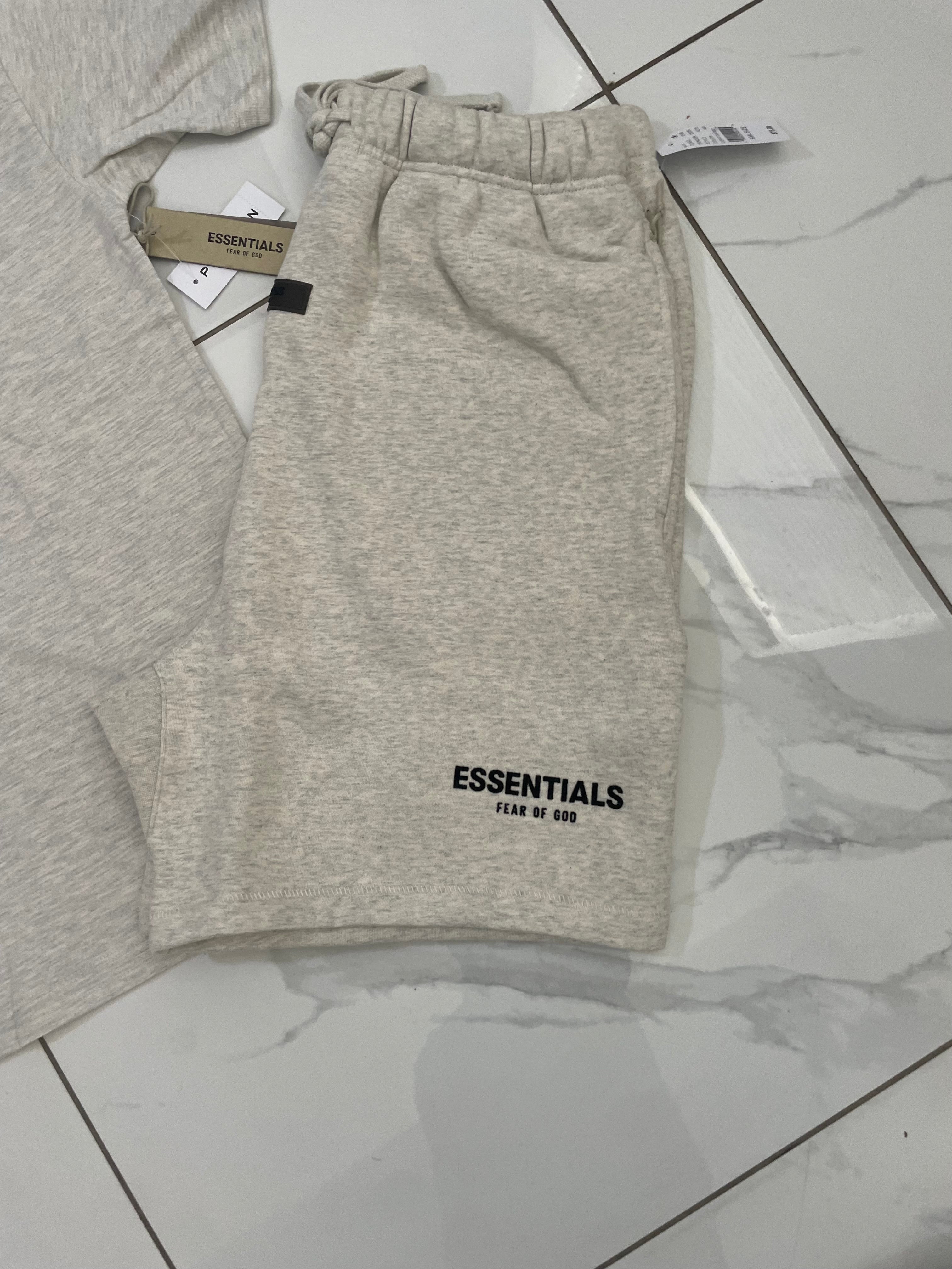 FEAR OF GOD ESSENTIALS SHORT SET 'LIGHT OATMEAL'