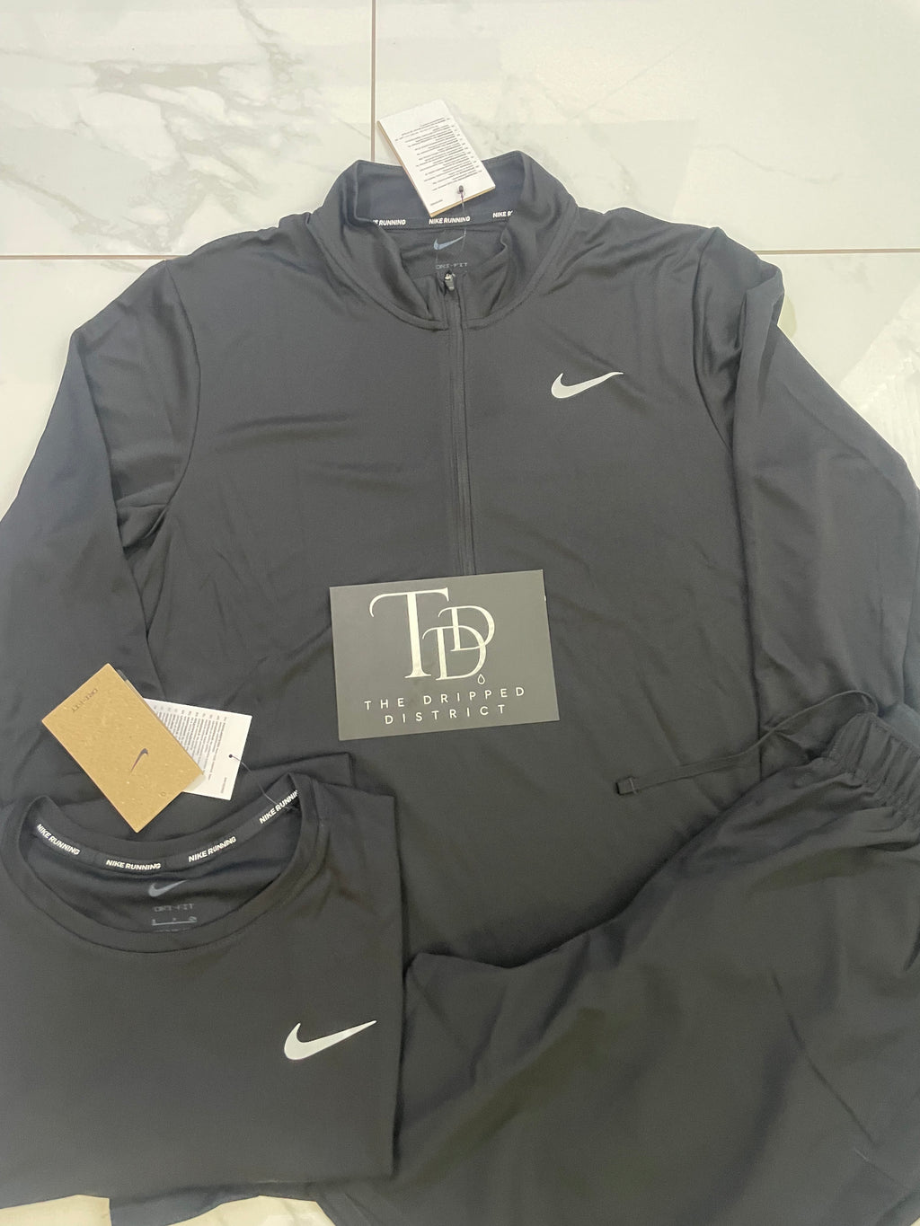 Nike 1/4 Zip, Miler T-Shirt & 7inch Shorts Black