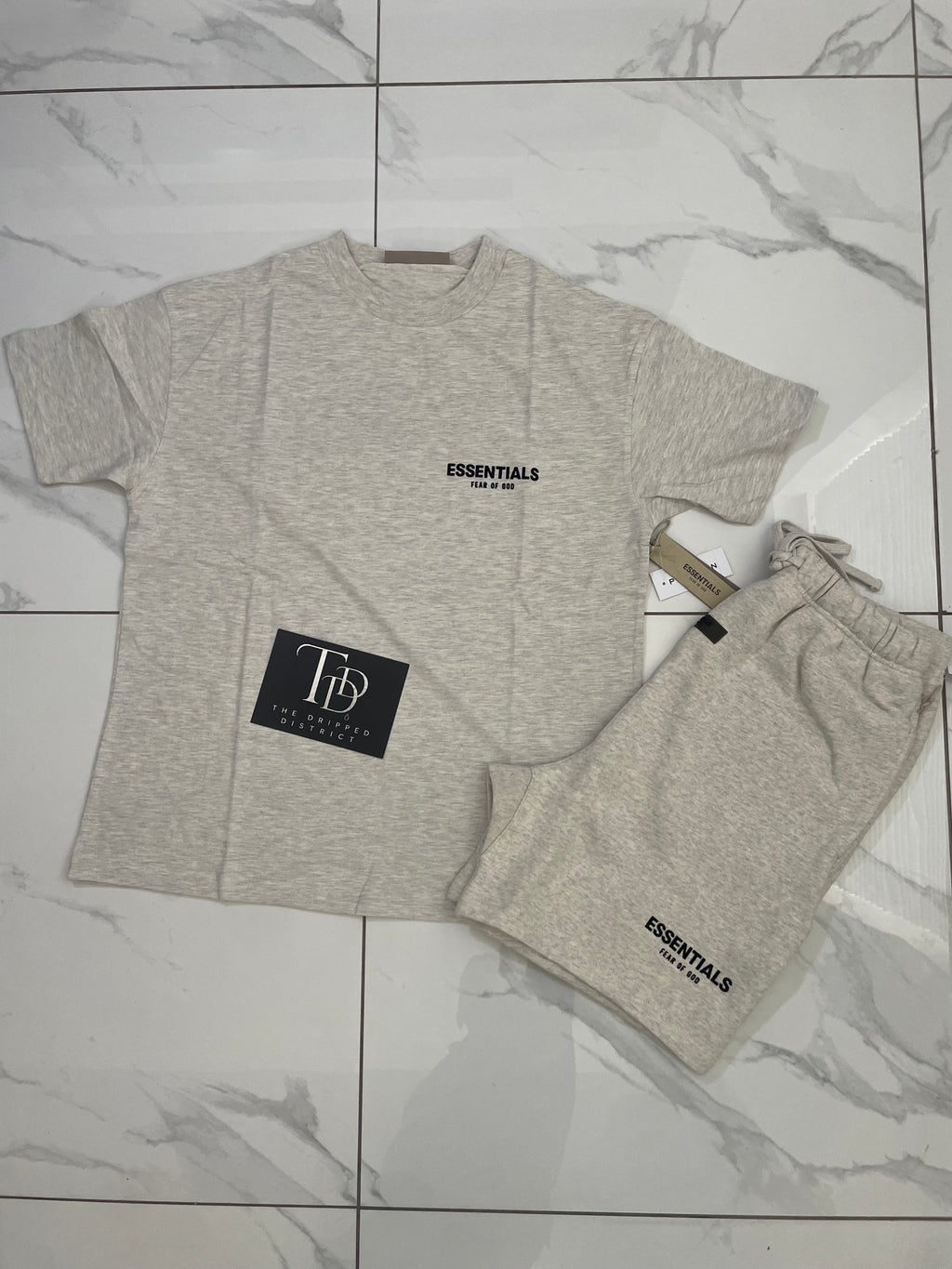 FEAR OF GOD ESSENTIALS SHORT SET 'LIGHT OATMEAL'