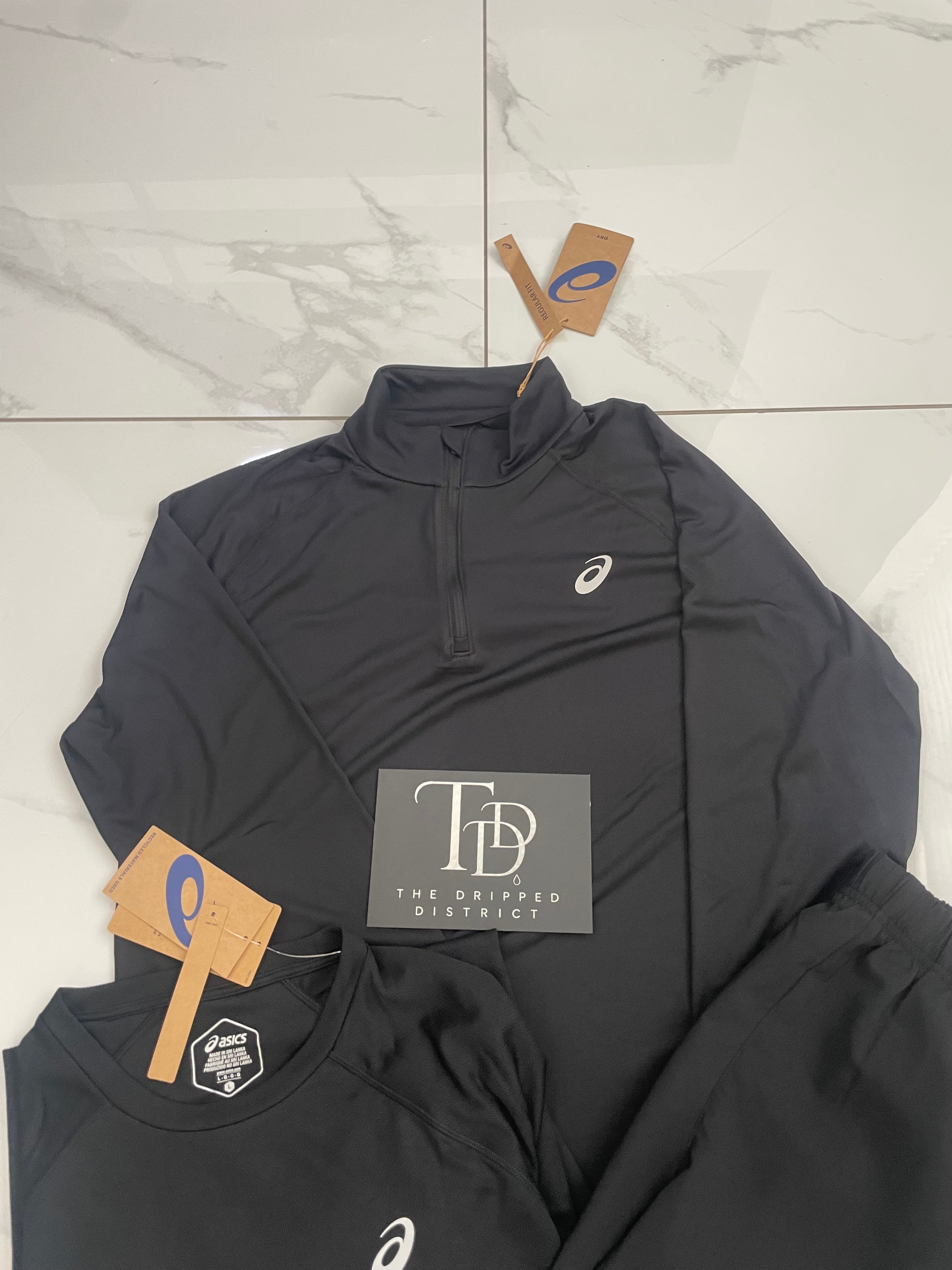 Asics 1/4 Zip, Core T-Shirt And Shorts Black